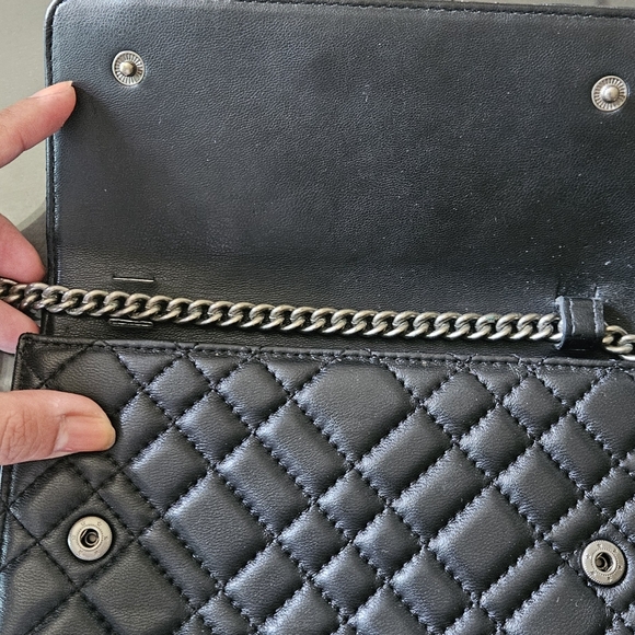 Kurt Geiger Black Quilted Chain Bag With Flaws - Picture 7 of 8